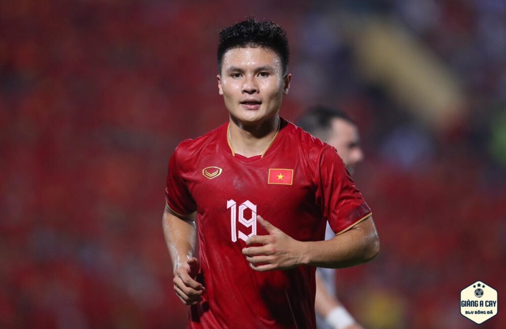 Sự nghiệp của cầu thủ bóng đá Quang Hải  có gì?